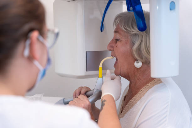 Best Broken or Cracked Tooth Emergency Dentist in Breckenridge Hills, MO